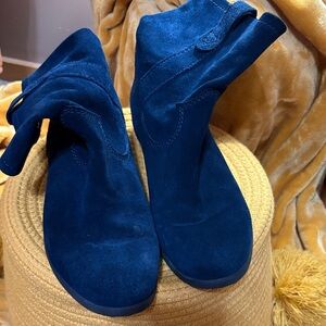 Vince Camuto Deep Blue Ankle Booties